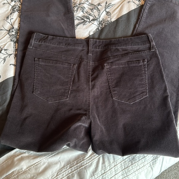 Bandolino Mandie Dark Brown Corduroy Pants Women’s Size 14 - Picture 2 of 6